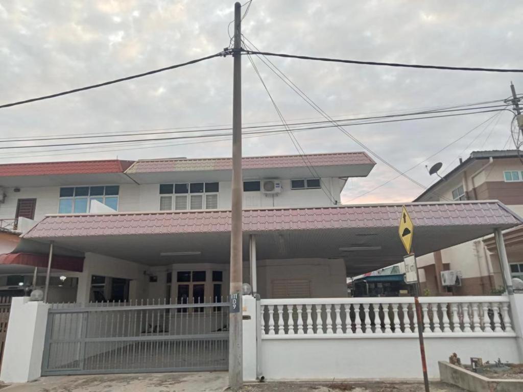 15pax -semi-d Taman Impian,